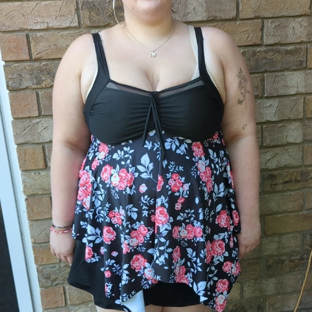 Bathing Suit Top - Picture 1 of 7